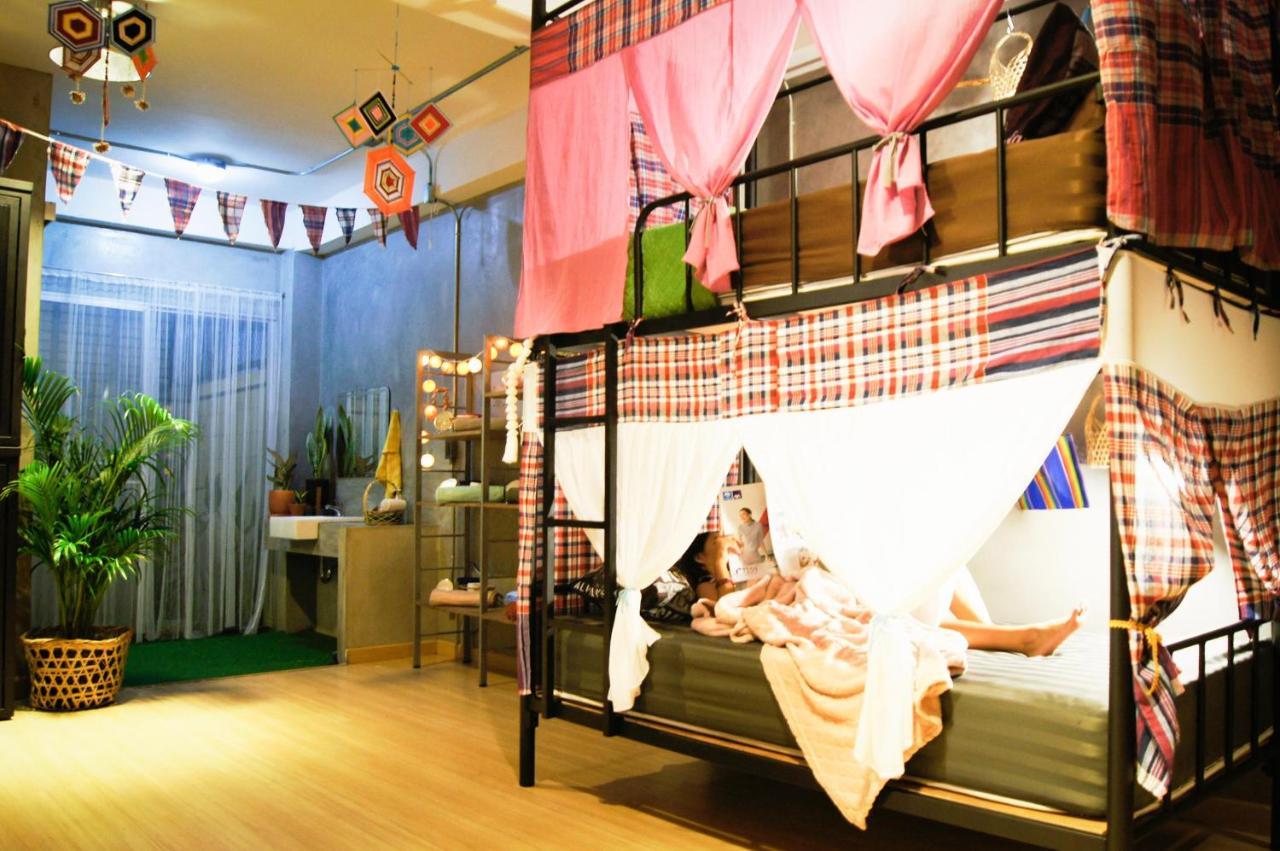 Hostel Five Stars Ratchada 19 Bangkok Exteriér fotografie