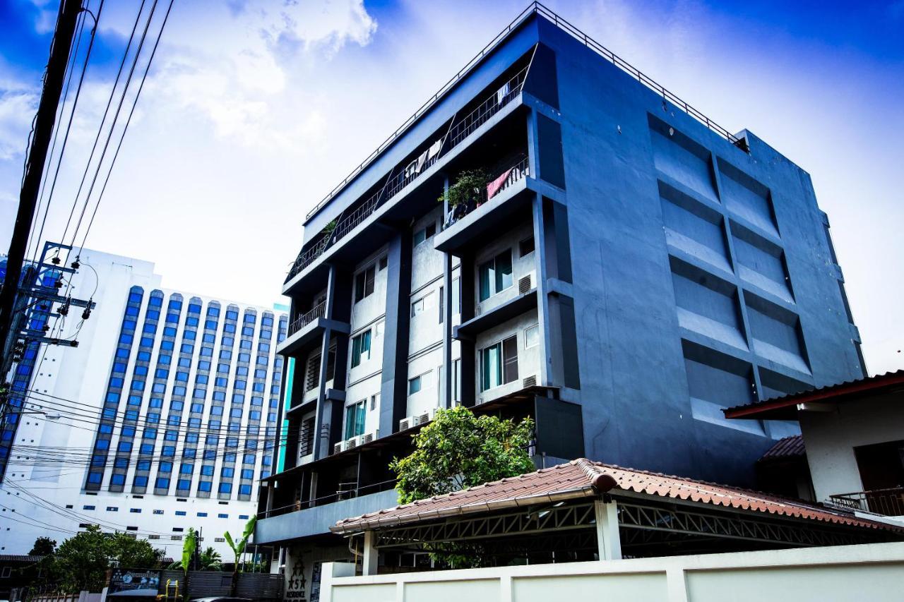 Hostel Five Stars Ratchada 19 Bangkok Exteriér fotografie