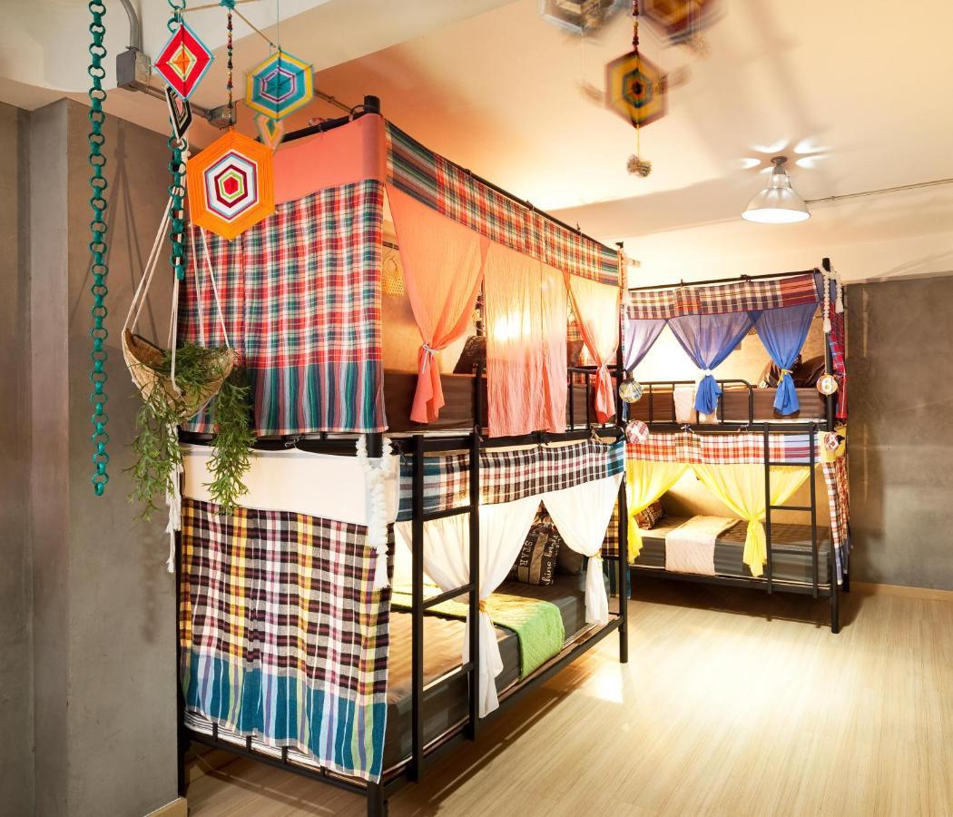 Hostel Five Stars Ratchada 19 Bangkok Exteriér fotografie